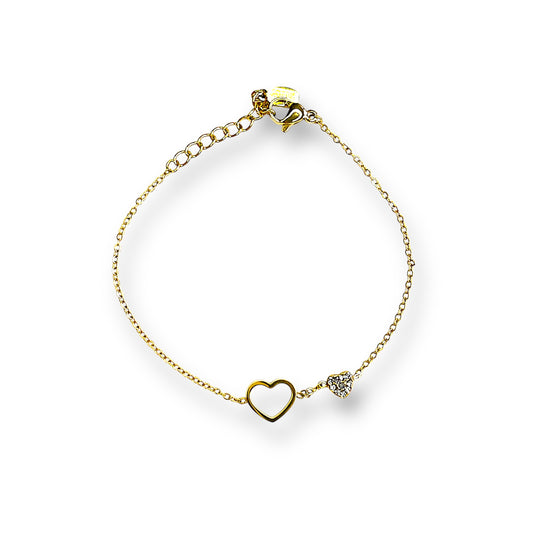 Elegant waterproof heart bracelet made from high quality stainless steel, gold-plated, perfect for every look. Brilliant for everyday wear, these Waterproof Jewelry offer long-lasting durability and are resistant to water and moisture.