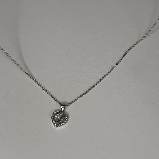 Durable 925 Sterling Silver Necklace with sparkling crystal heart. Timeless design, prefect for a gift or a special accessory.